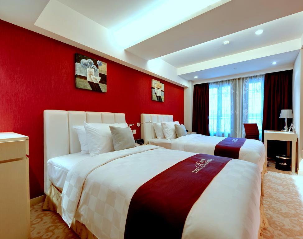 The Bauhinia Hotel - Central Hong Kong Room photo